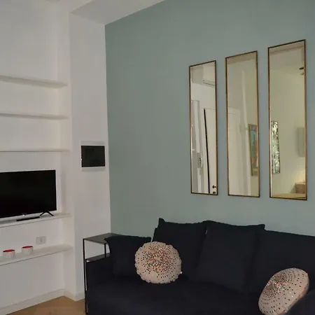 Casa Settignano アパート ミラノ